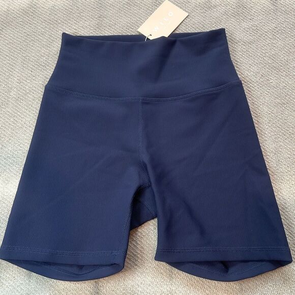 WILO THE LABEL Ribbed Biker Shorts Size Small NWT Navy Blue - Picture 8 of 8